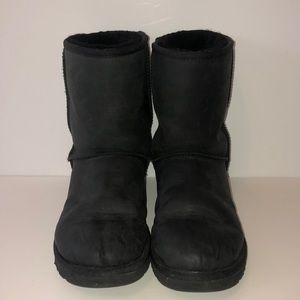 Black Classic Short Ugg Boots